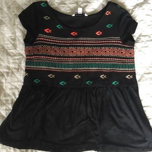 Black detailed flowy top